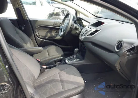 2013 Ford Fiesta Se z USA, uszkodzony, nr VIN 3FADP4BJXDM222760